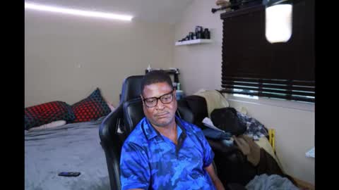 seldom seen online show from January 8, 1:00 am