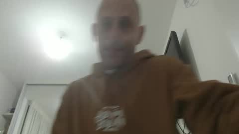 g103031910303 online show from February 17, 9:14 pm