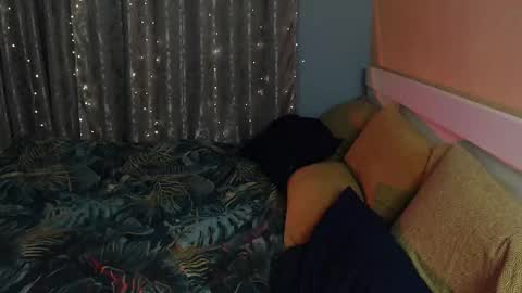 Ian online show from December 16, 3:35 am