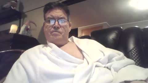 gameon1969 online show from December 19, 10:34 am