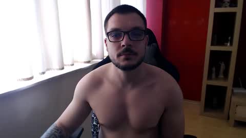 GangstaLover online show from April 12, 7:54 am