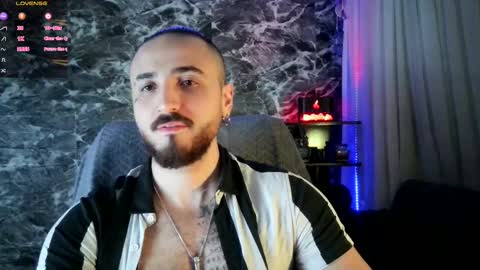 Chris  Dont forget to gift me thumb up Its very important to me and makes me happy AF  online show from March 11, 5:16 am