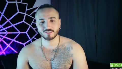 Chris  Dont forget to gift me thumb up Its very important to me and makes me happy AF  online show from December 20, 6:40 am