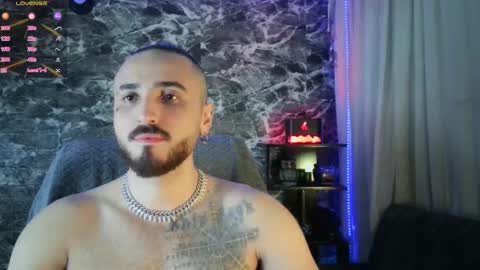 Chris  Dont forget to gift me thumb up Its very important to me and makes me happy AF  online show from February 18, 5:42 am