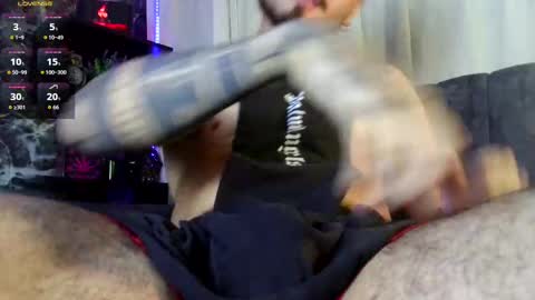 Chris  Dont forget to gift me thumb up Its very important to me and makes me happy AF  online show from September 26, 6:55 am