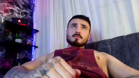 Chris  Dont forget to gift me thumb up Its very important to me and makes me happy AF  online show from October 4, 7:57 am