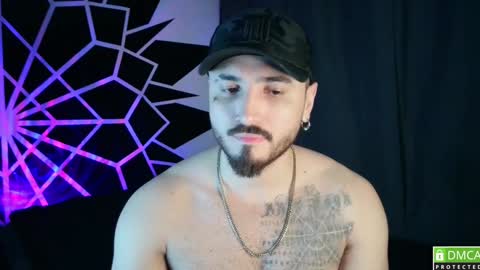 Chris  Dont forget to gift me thumb up Its very important to me and makes me happy AF  online show from December 13, 6:42 am