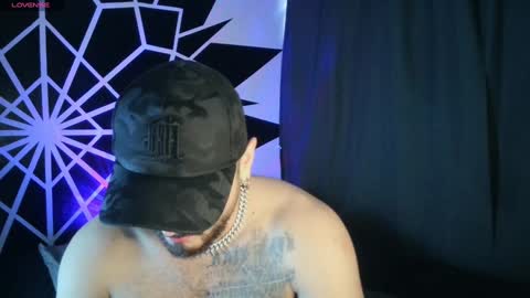 Chris  Dont forget to gift me thumb up Its very important to me and makes me happy AF  online show from January 28, 6:49 pm