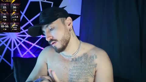 Chris  Dont forget to gift me thumb up Its very important to me and makes me happy AF  online show from January 15, 7:05 am