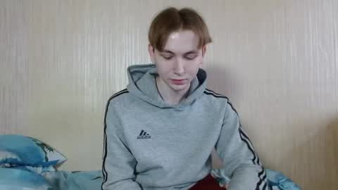 gary_snail33257 online show from October 25, 7:10 am