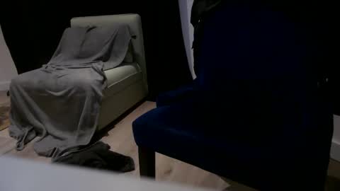 gaycut9093 online show from February 20, 10:00 pm