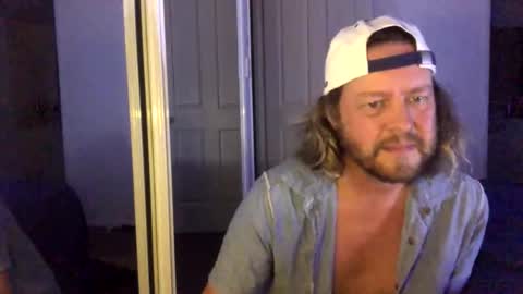 gcsurfer81 online show from December 20, 9:27 am