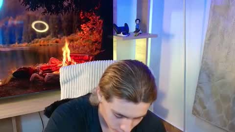 Snapshot of gemdominus chatting on September 29, 9:32 pm Gem Dominus online show from September 29, 9:32 pm