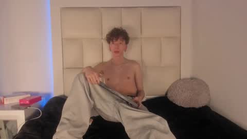 genesis_js online show from December 19, 5:04 am