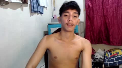 Rayl online show from February 23, 4:52 pm