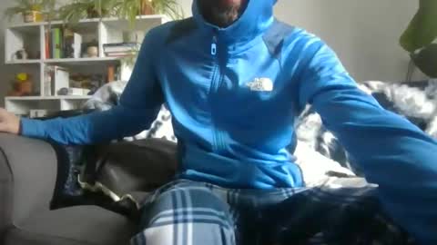 Snapshot of geon2xx chatting on September 24, 11:08 am Geon online show from September 24, 11:08 am