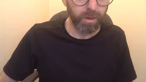 Snapshot of geon2xx chatting on March 4, 9:51 am Geon online show from March 4, 9:51 am