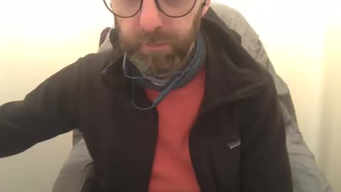 Snapshot of geon2xx chatting on January 28, 9:19 pm Geon online show from January 28, 9:19 pm