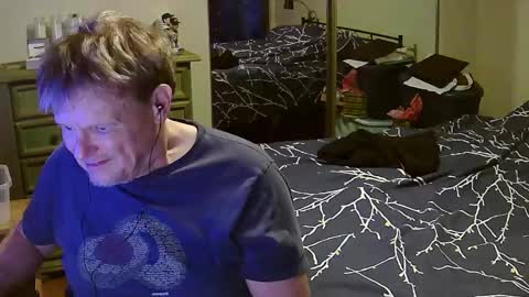 Snapshot of gethyn chatting on March 7, 9:40 am Gethyn online show from March 7, 9:40 am