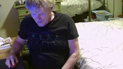 Snapshot of gethyn chatting on February 21, 9:12 am Gethyn online show from February 21, 9:12 am