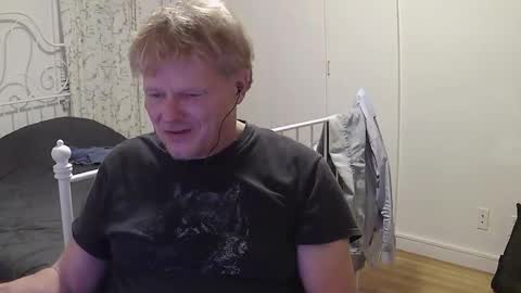 Snapshot of gethyn chatting on January 19, 9:34 pm Gethyn online show from January 19, 9:34 pm