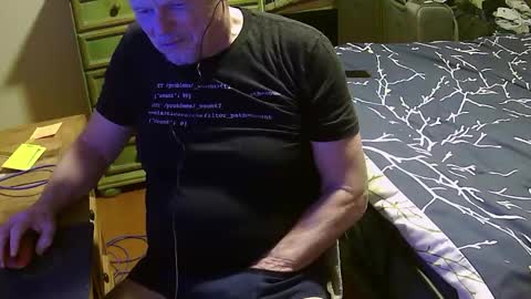 Snapshot of gethyn chatting on February 1, 7:05 am Gethyn online show from February 1, 7:05 am