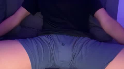 gh0st_boy_ online show from May 6, 2:01 am