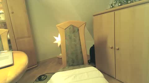 gh1969 online show from November 27, 3:49 pm