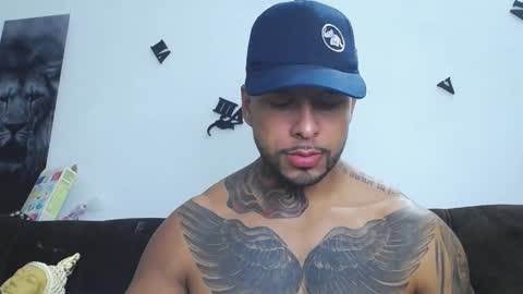 Snapshot of gianni_donato95 chatting on October 23, 8:56 pm Dilan online show from October 23, 8:56 pm