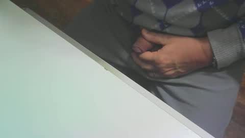 Snapshot of gigione54 chatting on January 13, 5:33 am gigione54 online show from January 13, 5:33 am