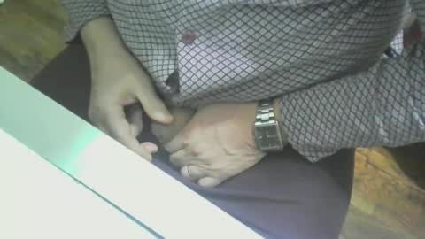 Snapshot of gigione54 chatting on March 3, 4:45 am gigione54 online show from March 3, 4:45 am