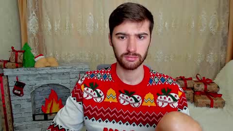 gilbertogonzales online show from December 9, 6:23 am