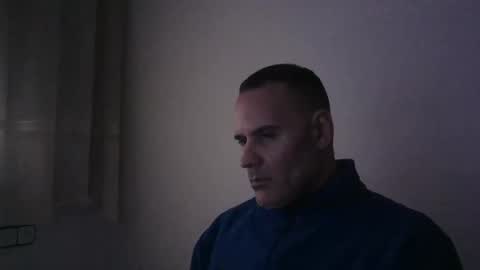 Snapshot of gioshadow chatting on January 19, 11:23 am gioshadow online show from January 19, 11:23 am