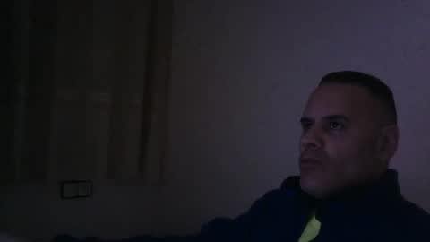 Snapshot of gioshadow chatting on January 28, 7:00 pm gioshadow online show from January 28, 7:00 pm