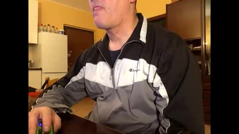 giovanni_1964 online show from December 31, 7:51 pm