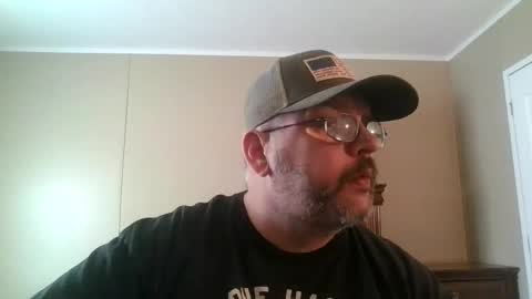 IDKIDCIDGAF online show from February 9, 4:11 pm