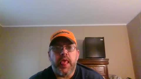 IDKIDCIDGAF online show from March 16, 4:55 pm