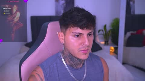 goldenatlasx online show from March 27, 7:59 pm