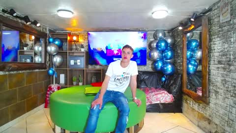 GOLDENJOI online show from December 22, 12:38 pm