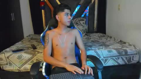 gomez_c_ online show from March 4, 10:00 am