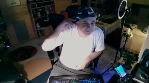 google5001 online show from November 16, 6:48 am