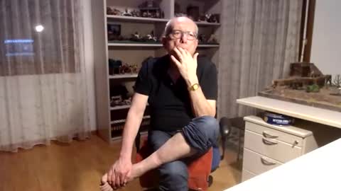 grandpach online show from February 22, 6:50 am