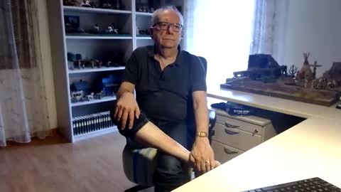 grandpach online show from February 24, 8:17 am