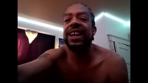 Snapshot of gregnice313 chatting on February 4, 3:57 pm NICE and sometimes Savvy online show from February 4, 3:57 pm