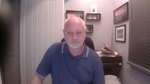 greyfox_6000 online show from February 16, 8:33 pm