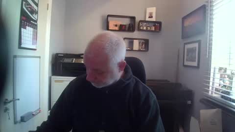 greyfox_6000 online show from March 4, 9:18 am