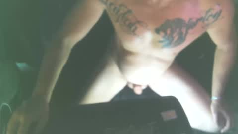 YOUNEEKWAYSTOPLEASEYOU online show from February 12, 7:31 pm