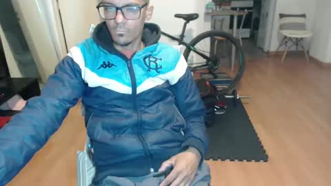 Snapshot of guachin_new chatting on October 26, 11:23 am guachin_new online show from October 26, 11:23 am
