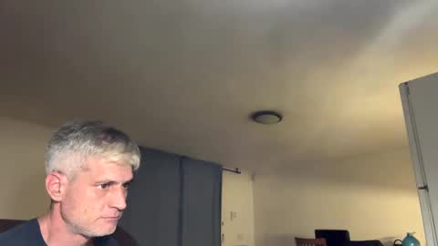 guardiannif_ online show from February 26, 6:53 pm