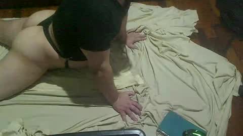 Snapshot of gugaboy2 chatting on September 23, 10:03 am gugaboy2 online show from September 23, 10:03 am